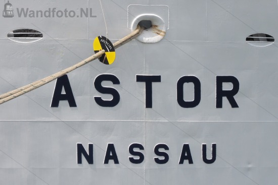 Cruiseschip Astor aan de Cruisekade