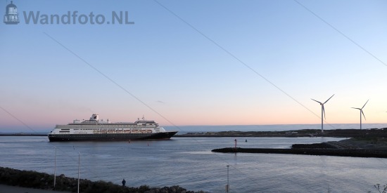 Cruiseschip Zaandam komt bevoorraden