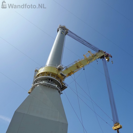 Transport drilling template van Breman op Bokalift 1