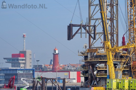 Inkorten poten booreiland Paragon B391
