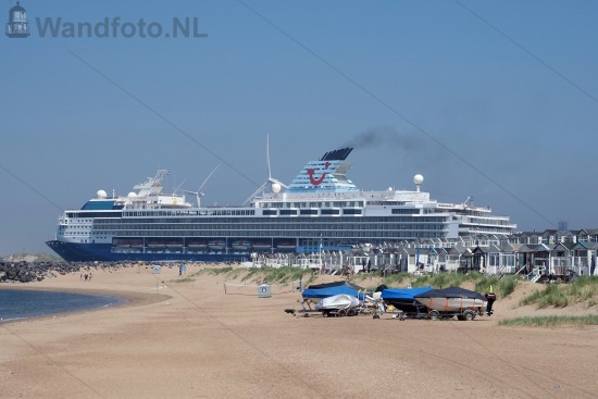 Cruiseschip Marella Explorer voor een service call
