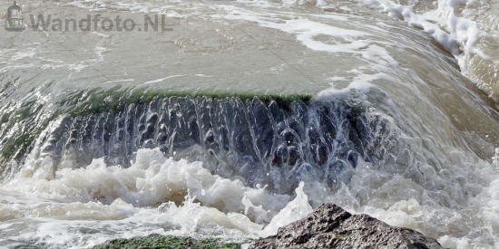 Golven over de blokken