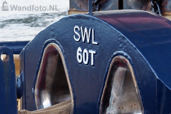 Booreiland Prospector 1 vertrekt naar zee