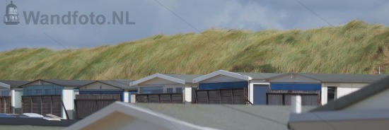 Einde zomerseizoen strandhuisjes gaan van het strand