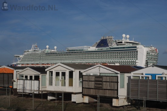 Maiden Call Cruiseschip Azura