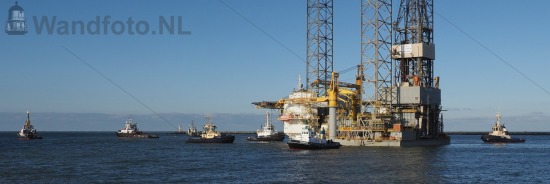 Booreiland Prospector 1 vertrekt naar zee