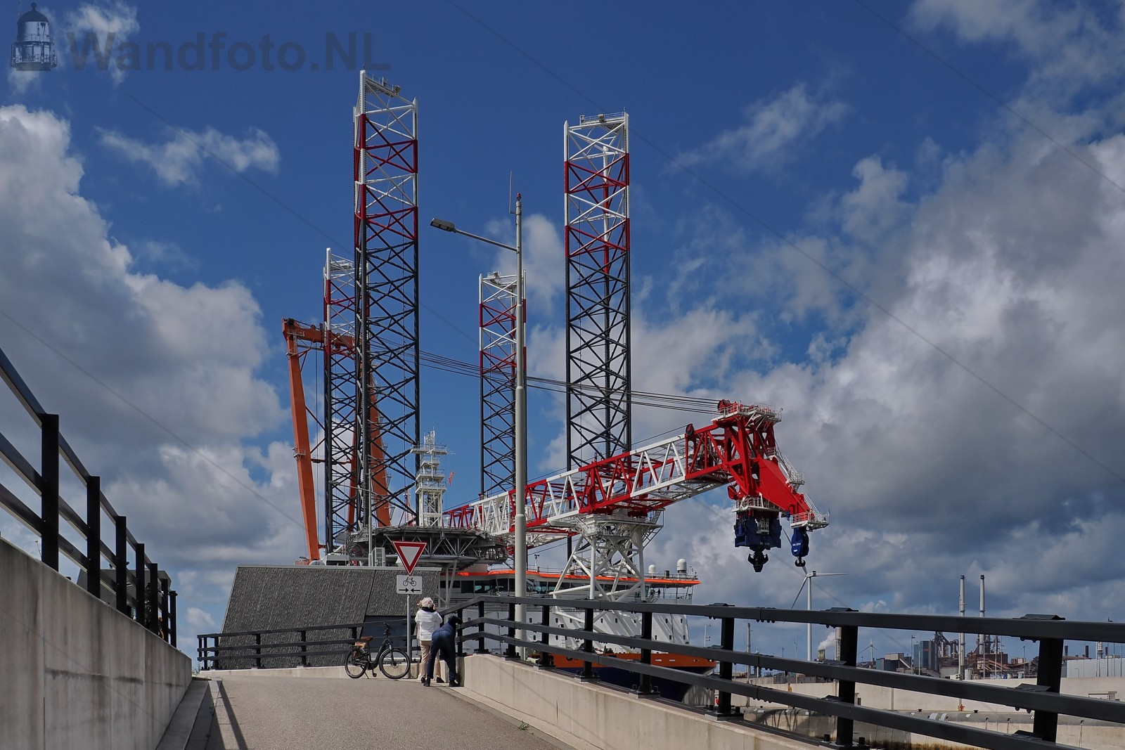 Offshore Support Vessel Boreas, Zeesluis IJmuiden, IJmuiden