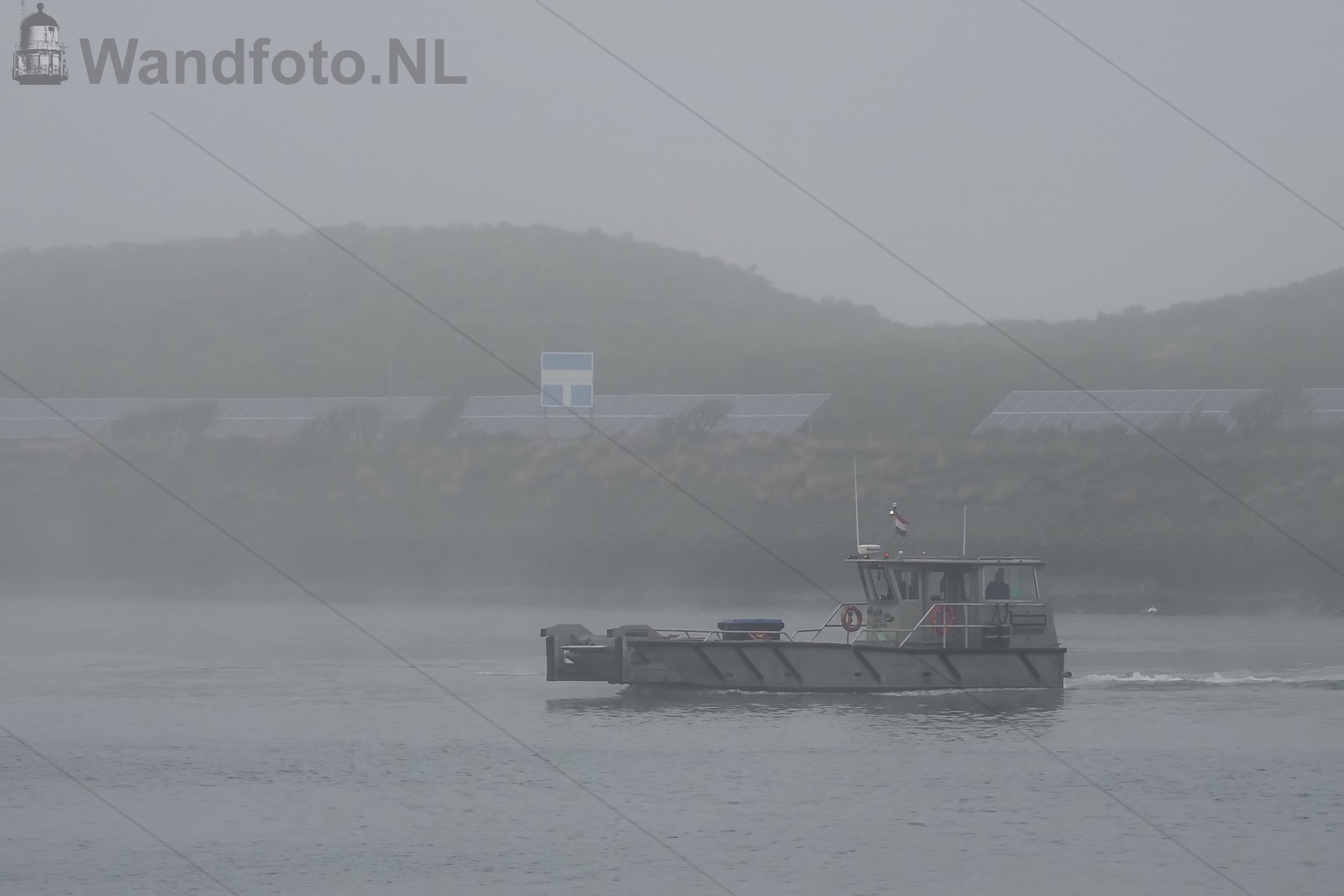 Tender Fortwachter in de mist