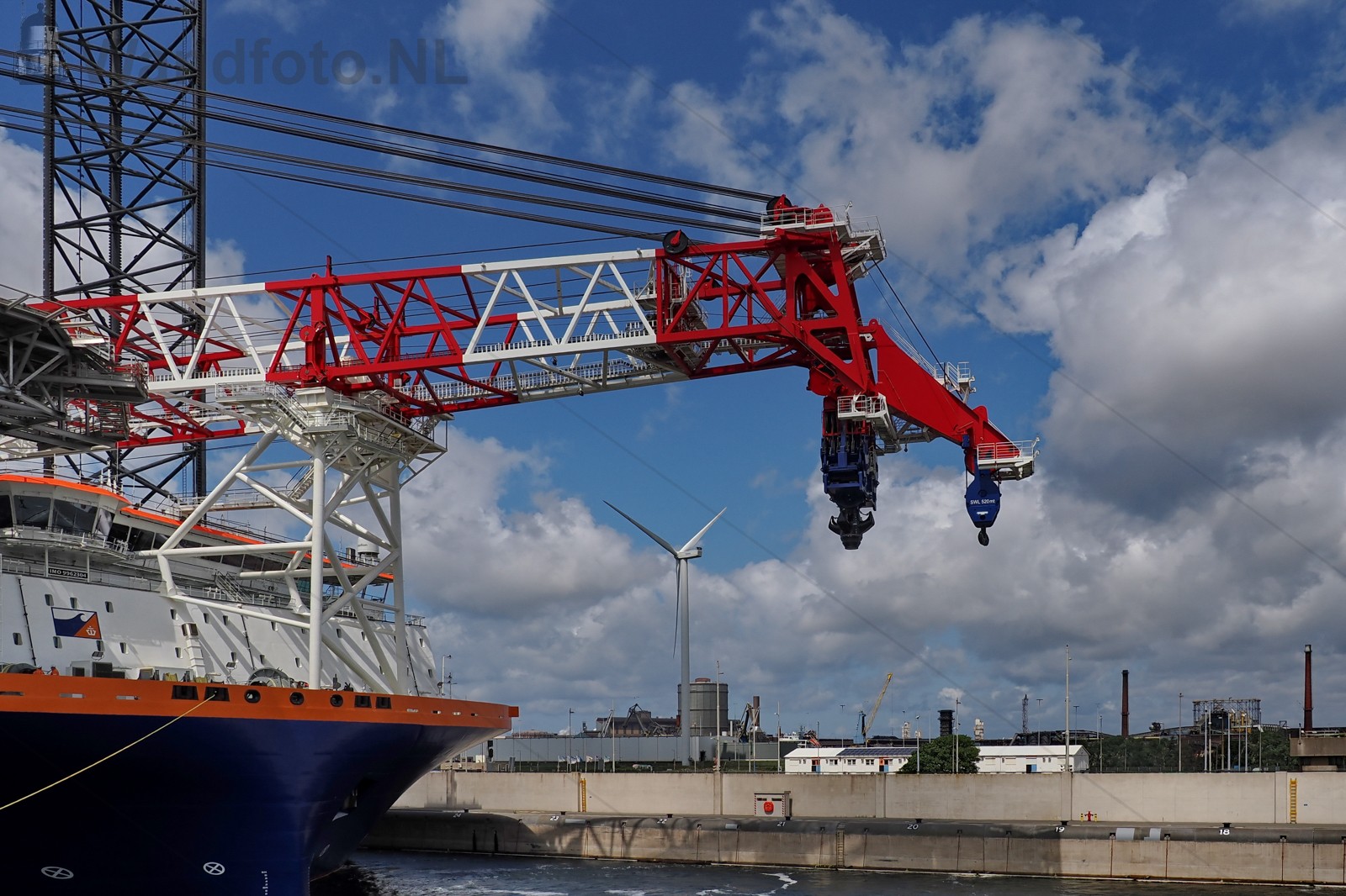 Offshore Support Vessel Boreas, Zeesluis IJmuiden, IJmuiden