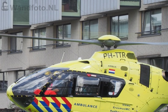 Traumahelikopter PH-TTR.jpg