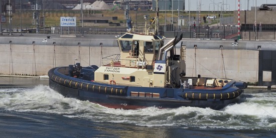 Sleepboot Svitzer Typhoon