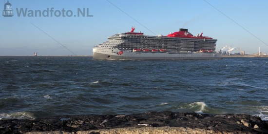 Vertrek bij cruiseschip Valiant Lady