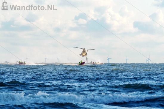 Hoisoefening IJRB met helikopter NHV