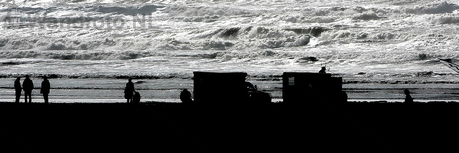 Kitesurfer met polsletsel